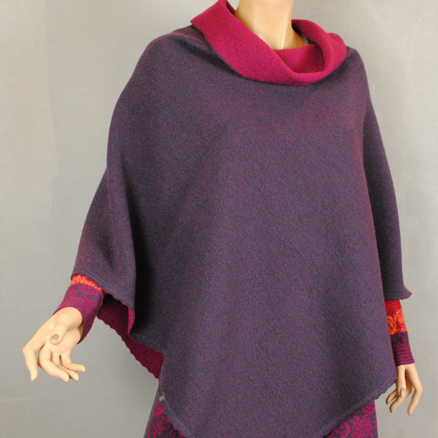 Poncho Merino beere pflaume doubleface